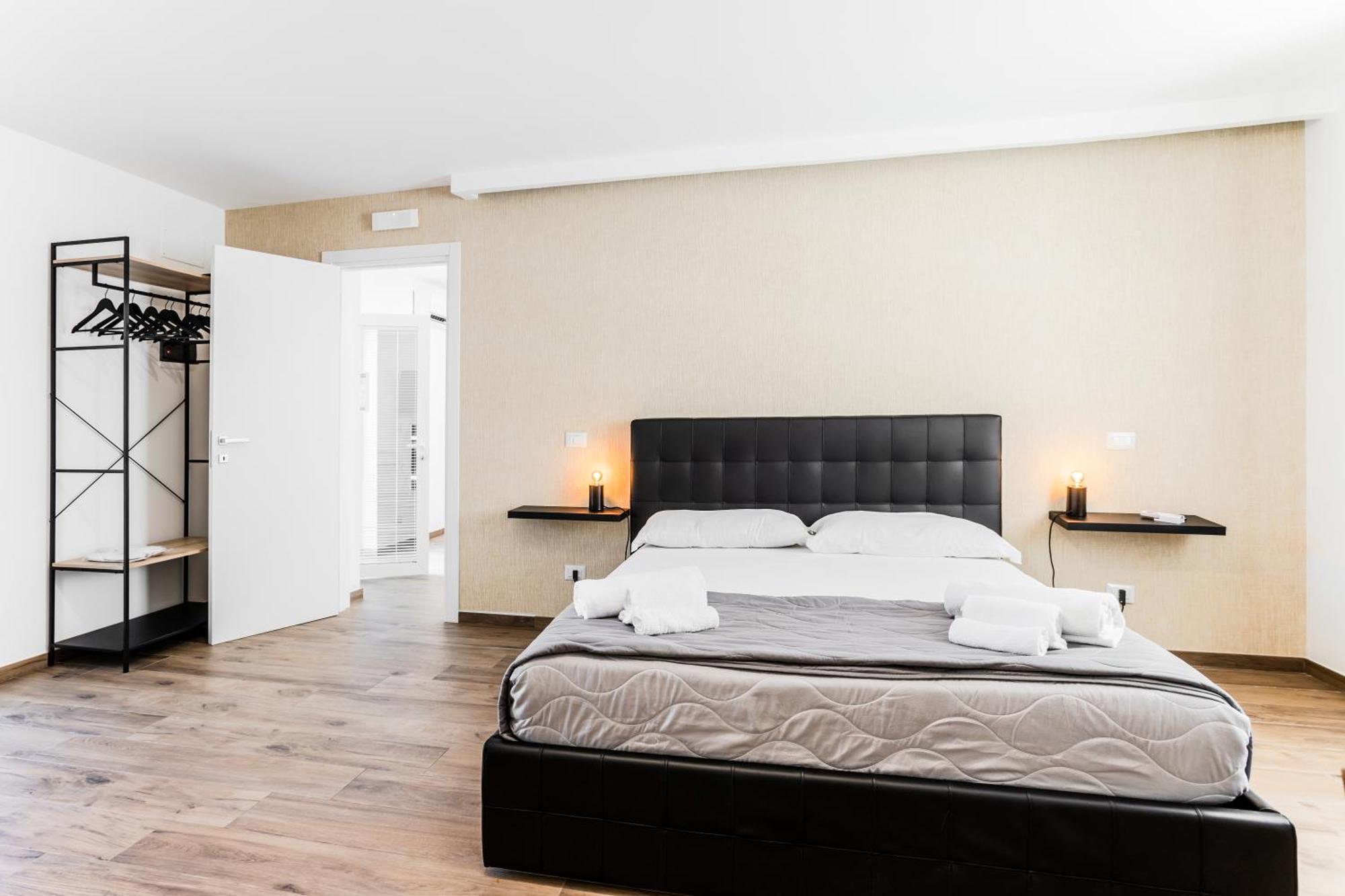 Pietramare Luxury Suites Bari Exterior foto